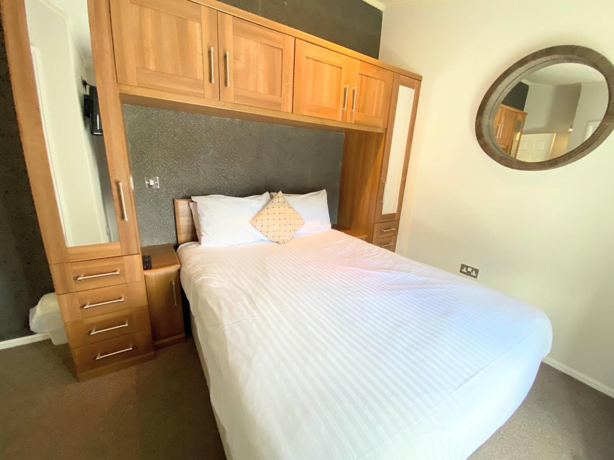 Kelty Benarty 11 With Private Hot Tub - Fife - Loch Leven - Lomond Hills - Pet Friendlyヴィラ エクステリア 写真
