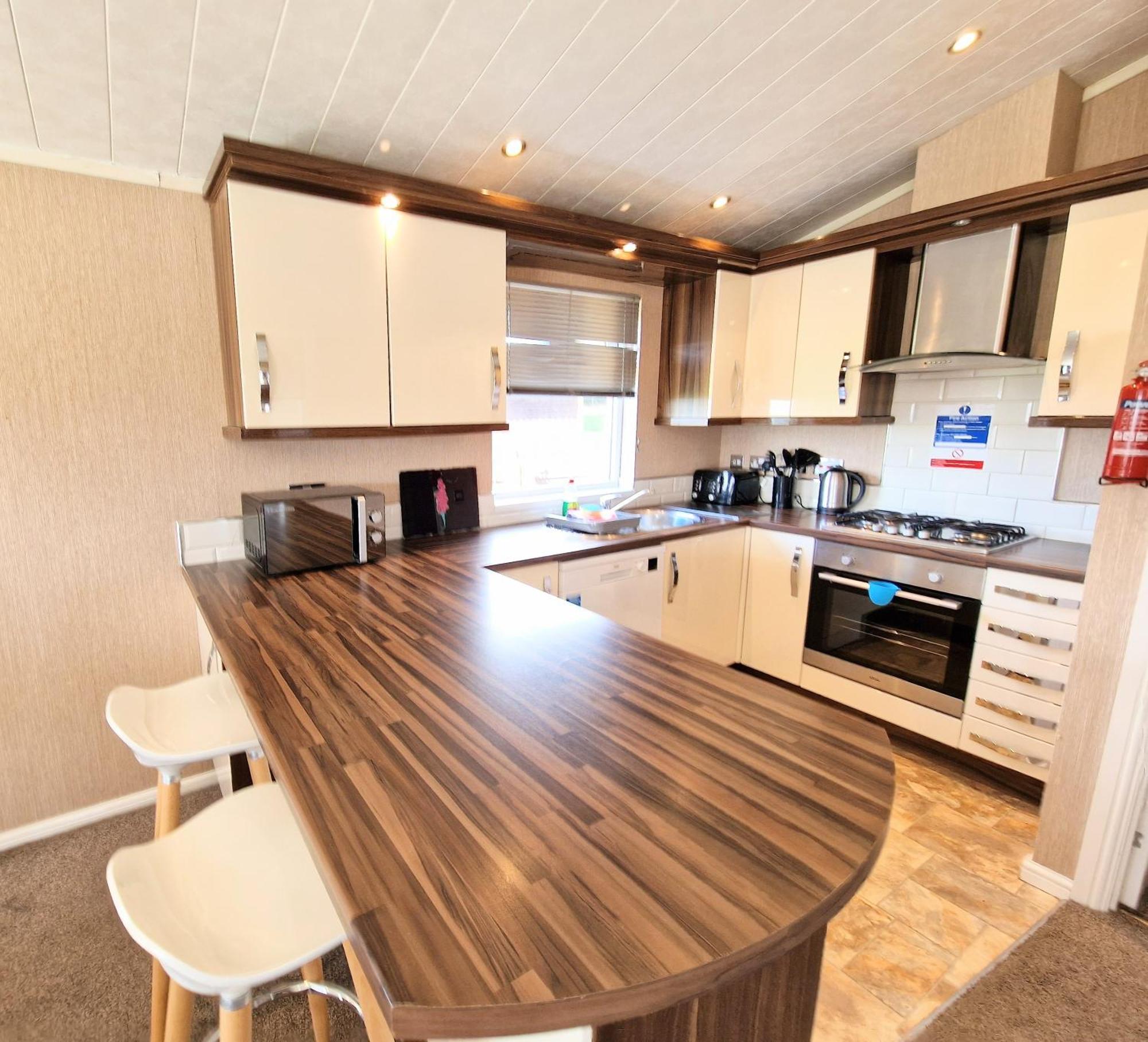 Kelty Benarty 11 With Private Hot Tub - Fife - Loch Leven - Lomond Hills - Pet Friendlyヴィラ エクステリア 写真